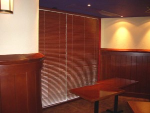 Wooden blinds (Steakhouse)